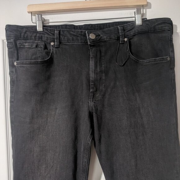 Zara | ZW Mid-Rise Bootcut Contour Jeans In Washed Black - Picture 9 of 13